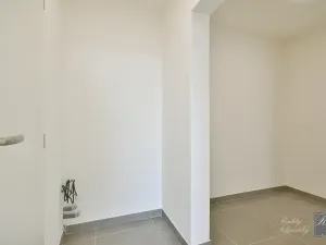 Prodej bytu 4+1, Praha - Čimice, Strážnická, 103 m2