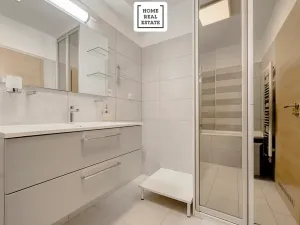 Prodej bytu 3+kk, Praha - Libeň, Nad Rokoskou, 77 m2