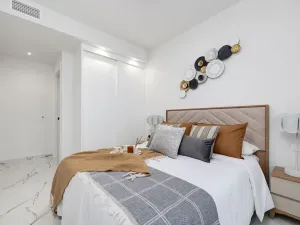 Prodej atypického bytu, San Miguel de Salinas, Španělsko, 70 m2