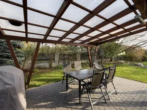 Pronájem rodinného domu, Křenice, V Pálce, 116 m2