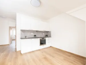 Pronájem bytu 2+kk, Praha - Smíchov, U Blaženky, 34 m2