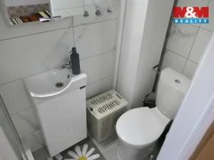 Pronájem bytu 1+kk, Loděnice, Spojovací, 21 m2
