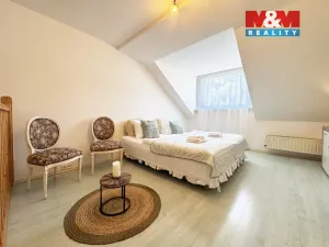 Prodej bytu 3+1, Karlovy Vary, Škroupova, 96 m2