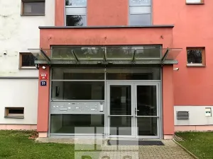 Pronájem bytu 3+kk, Praha - Liboc, Naardenská, 97 m2