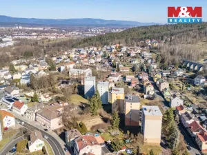 Prodej bytu 2+1, Karlovy Vary - Doubí, Modenská, 60 m2