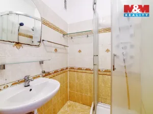 Prodej bytu 2+1, Mariánské Lázně, V Sadech, 48 m2