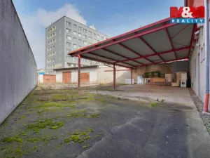 Prodej činžovního domu, Štětí, Mírové nám., 500 m2