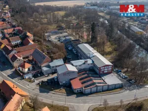 Pronájem kanceláře, Plzeň, Božkovské náměstí, 1021 m2