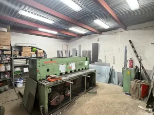 Prodej obchodního prostoru, Praha - Vinoř, Mladoboleslavská, 360 m2