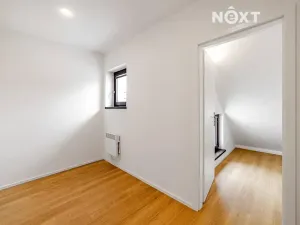 Prodej bytu 2+kk, Praha - Zbraslav, Elišky Přemyslovny, 34 m2