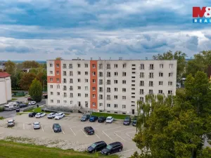 Prodej činžovního domu, Milovice, Topolová, 3337 m2