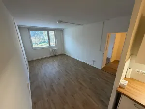 Pronájem bytu 2+kk, Nové Strašecí, Zahradní, 43 m2