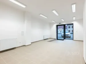 Pronájem obchodního prostoru, Staré Město, Hradišťská, 42 m2
