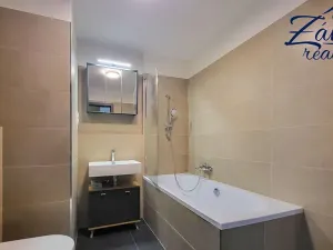 Pronájem bytu 1+kk, Kladno, Štěpána Rautenstraucha, 32 m2