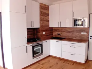 Pronájem bytu 2+kk, Dvůr Králové nad Labem, nábřeží Benešovo, 36 m2