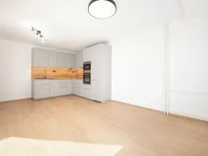 Pronájem bytu 3+kk, Rosice, Komenského náměstí, 63 m2