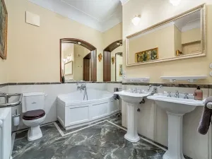 Pronájem bytu 3+1, Praha - Malá Strana, U lužického semináře, 111 m2