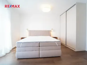 Pronájem bytu 2+kk, Praha - Stodůlky, Hábova, 68 m2