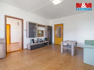 Prodej bytu 4+1, Trhové Sviny, Budovatelská, 82 m2