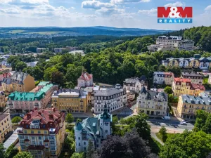 Pronájem obchodního prostoru, Mariánské Lázně, Hlavní třída, 76 m2