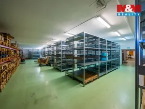 Pronájem výrobních prostor, Žďár, 1089 m2