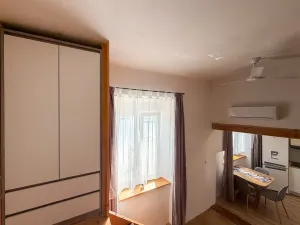 Pronájem bytu 2+kk, Pula, Chorvatsko, 30 m2