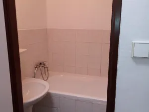 Pronájem bytu 2+1, Hustopeče, 51 m2