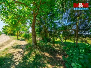 Prodej zahrady, Kuřim, 418 m2