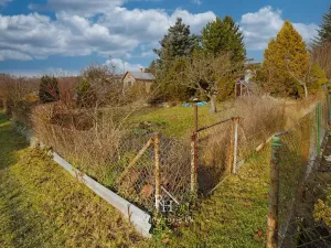 Prodej zahrady, Kladno, 303 m2