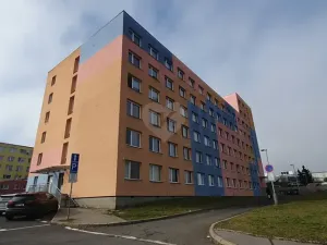 Pronájem bytu 1+kk, Praha - Černý Most, Bryksova, 19 m2