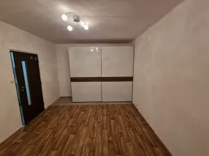 Prodej bytu 1+1, Cheb, Čapkova, 38 m2