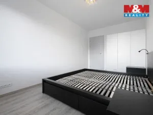 Pronájem bytu 2+kk, Praha - Hloubětín, Lehovecká, 57 m2