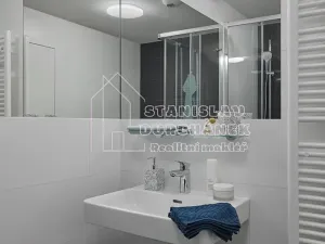 Pronájem bytu 1+kk, Praha - Střížkov, Střížkovská, 43 m2