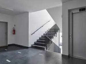 Pronájem bytu 1+kk, Praha - Střížkov, Střížkovská, 43 m2