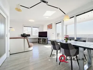 Pronájem bytu 4+kk, Praha - Horní Měcholupy, Padovská, 96 m2
