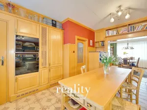 Prodej rodinného domu, Hodonice, 480 m2