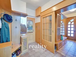 Prodej rodinného domu, Hodonice, 480 m2