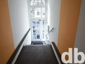 Pronájem kanceláře, Karlovy Vary, Bělehradská, 112 m2