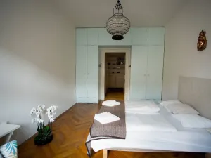 Pronájem bytu 3+kk, Praha - Podolí, Na dolinách, 68 m2