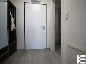 Pronájem bytu 1+kk, Kralupy nad Vltavou, Nádražní, 38 m2