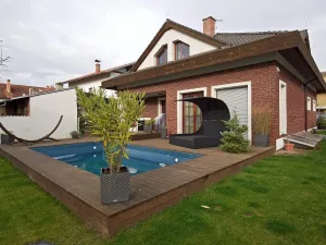 Pronájem domu, Praha - Modřany, Herrmannova, 230 m2