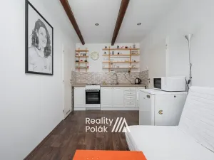 Pronájem bytu 1+1, Liberec, nám. Dr. E. Beneše, 37 m2