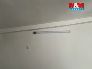 Pronájem garáže, Opava, Bochenkova, 20 m2