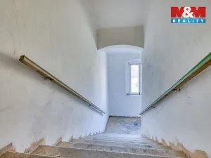 Prodej rodinného domu, Hradec, 323 m2