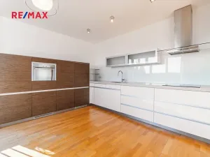 Pronájem bytu 4+kk, Praha - Smíchov, Smrčinská, 116 m2