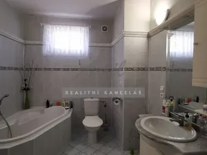 Prodej rodinného domu, Šlapanice, 180 m2