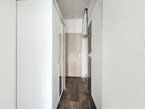 Pronájem bytu 1+kk, Děčín, Žerotínova, 27 m2