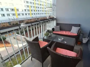 Pronájem bytu 2+1, Praha - Malešice, Počernická, 61 m2