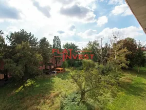 Pronájem bytu 1+kk, Praha - Kobylisy, Vršní, 28 m2