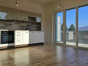 Pronájem bytu 2+kk, Dobřichovice, Souběžná, 62 m2